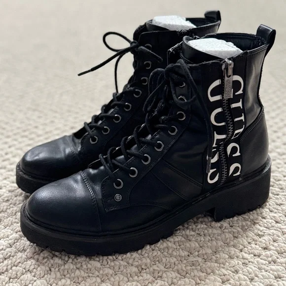 Guess | Shoes | Guess Black Combat Boots With Chunky Sole  display picture 1